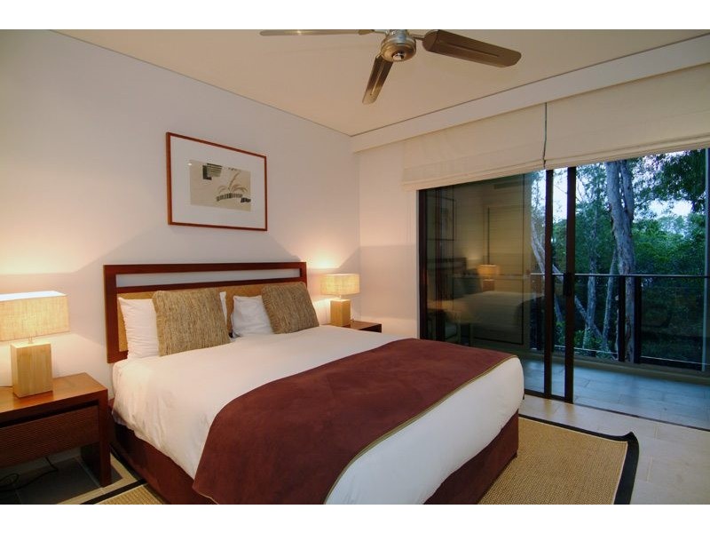 APT. 214/215  5 Triton Street, Palm Cove QLD 4879