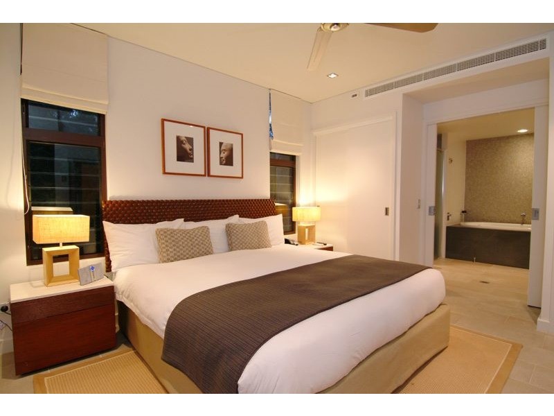 APT. 214/215  5 Triton Street, Palm Cove QLD 4879