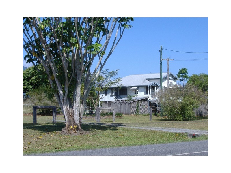 10  CROSSLAND ROAD, Gordonvale QLD 4865