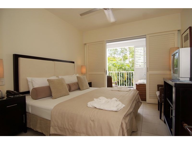 APT. 3421/3422 123 Williams Esplanade, Palm Cove QLD 4879