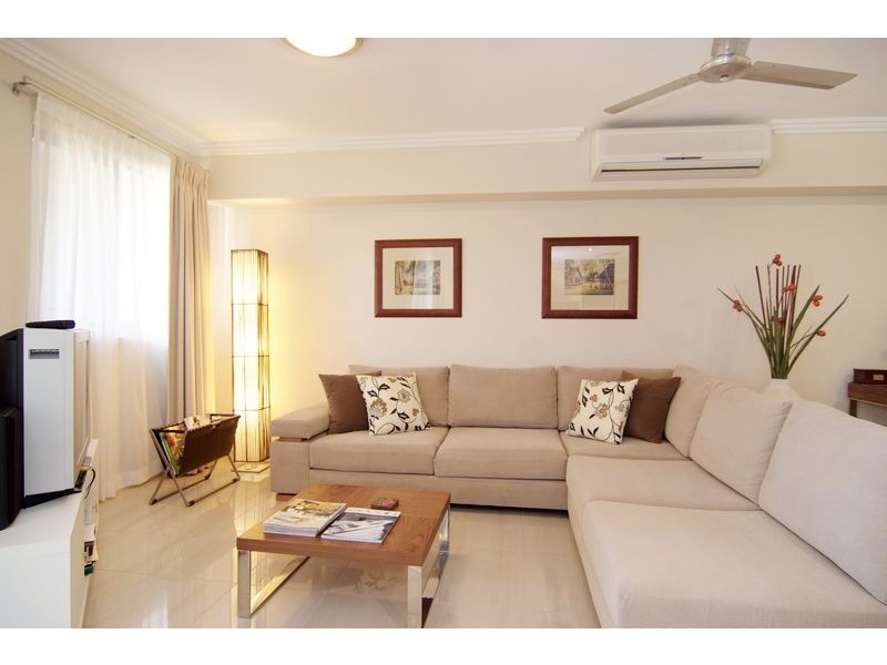 242 GRAFTON STREET, Cairns City QLD 4870