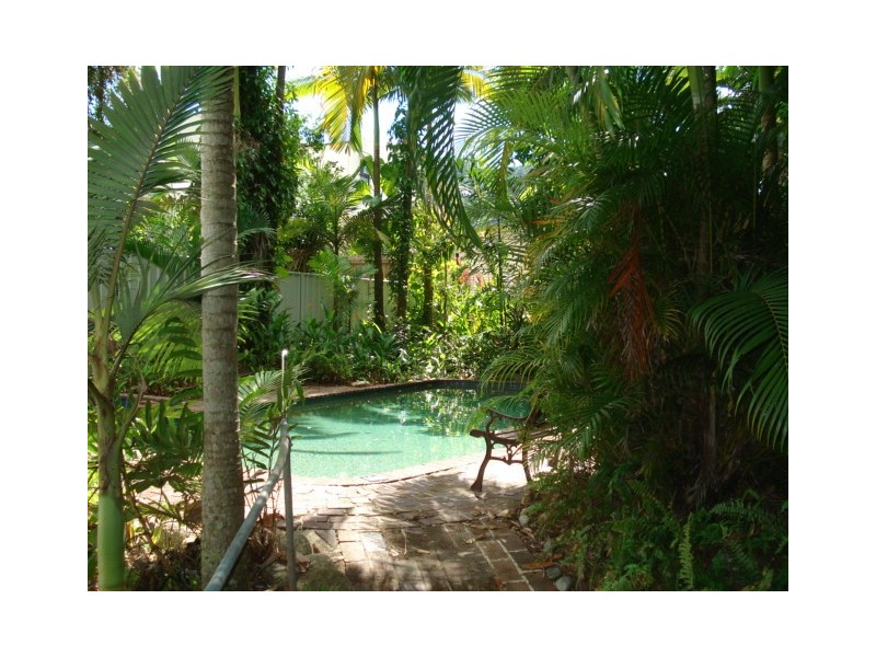 APT. 32 / 50  Woodward Street, Cairns QLD 4870