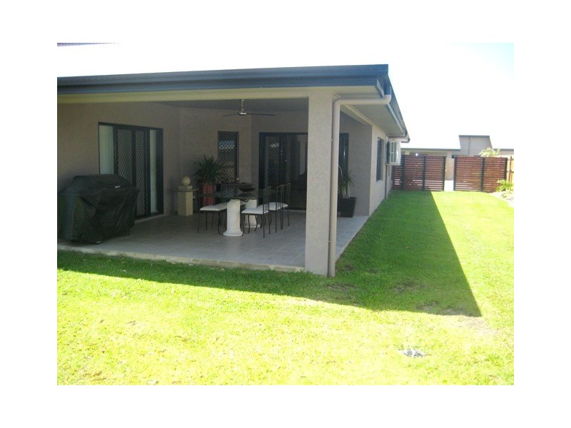 39 Angor Road, Trinity Park QLD 4879