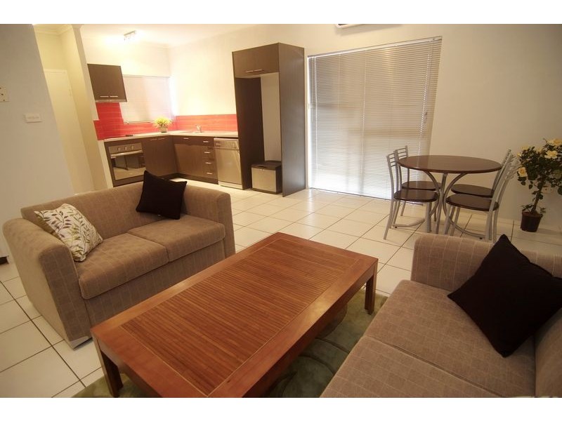 APT. 3 / 21  Balaclava Road, Cairns QLD 4870