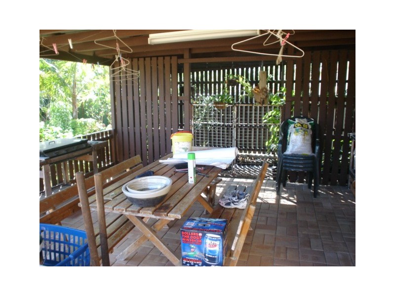 9  Babbidge Street, Coopers Plains QLD 4108