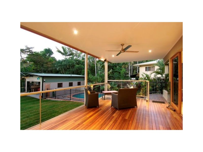 7 Brady Close, Brinsmead QLD 4870
