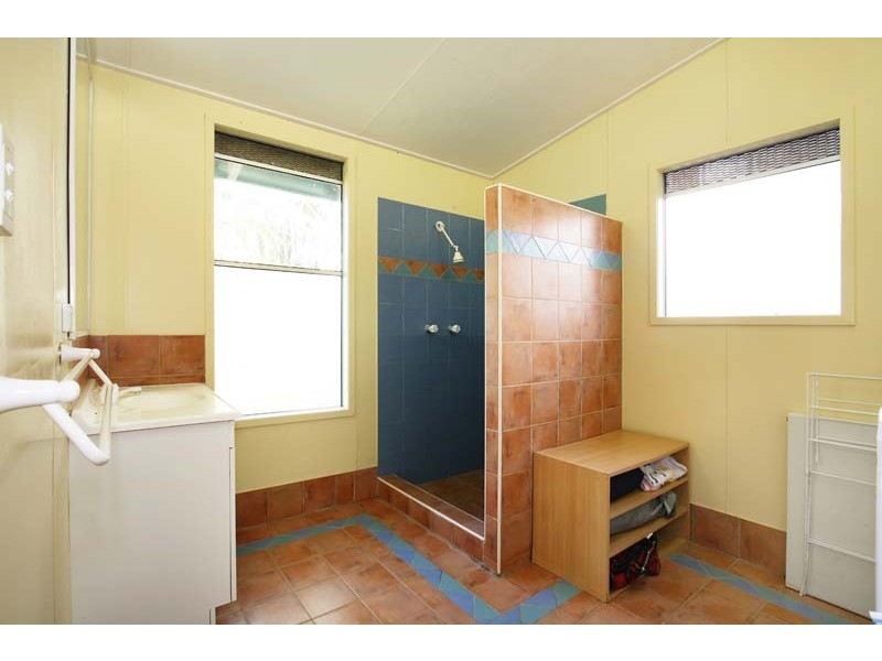 121 O’SHEA ESPLANADE, Machans Beach QLD 4878