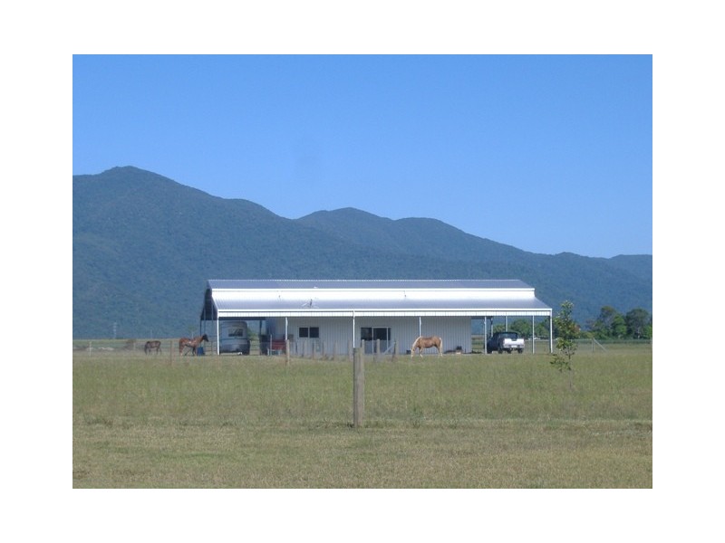 42  CROSSLAND ROAD, Gordonvale QLD 4865