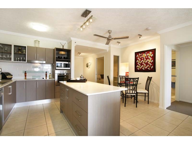 APT. 303 / 123  MARQUIS ON GRAFTON, Cairns QLD 4870