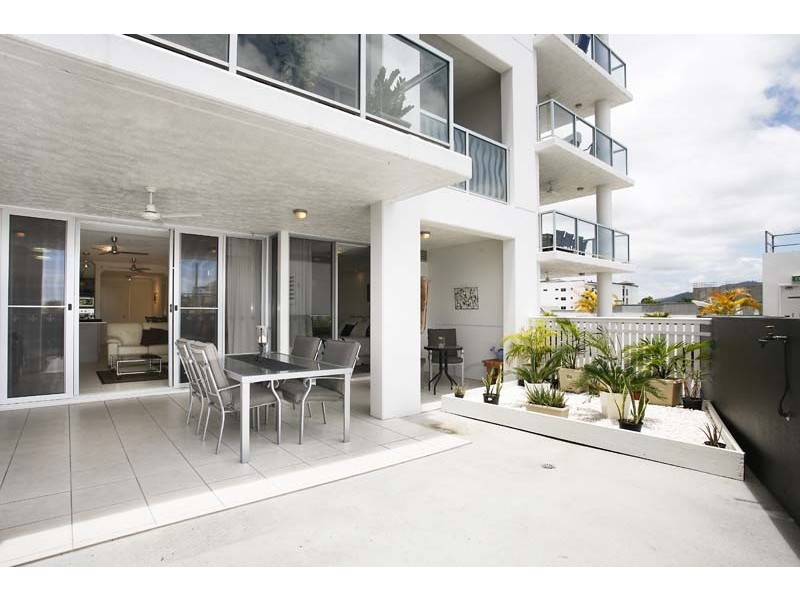 APT. 303 / 123  MARQUIS ON GRAFTON, Cairns QLD 4870