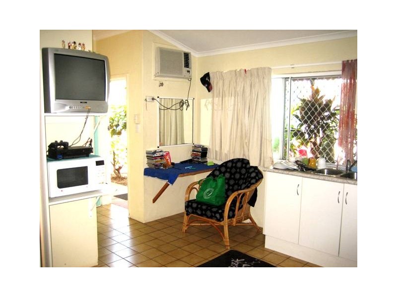 7  Mclachlan Street /, Cairns QLD 4870