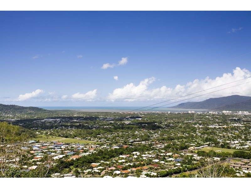 89 SUMMER HILL DRIVE – CITY VIEW ESTATE, Mooroobool QLD 4870