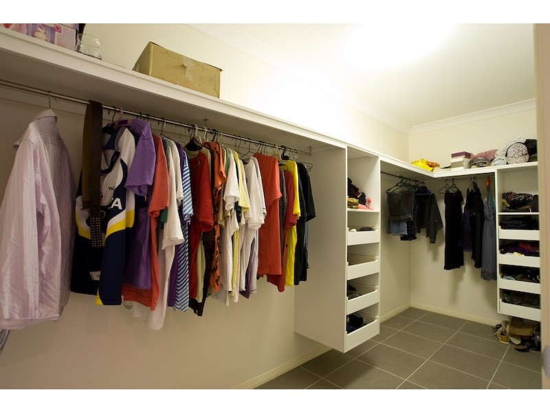 1 CHEYNE CLOSE, Bentley Park QLD 4869