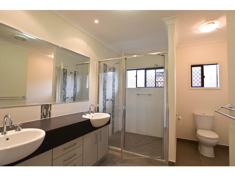 1 CHEYNE CLOSE, Bentley Park QLD 4869
