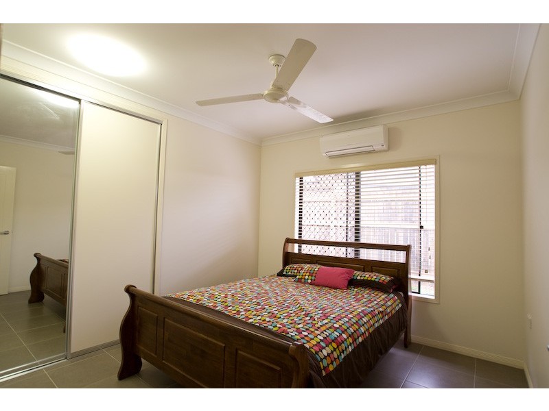 1 CHEYNE CLOSE, Bentley Park QLD 4869