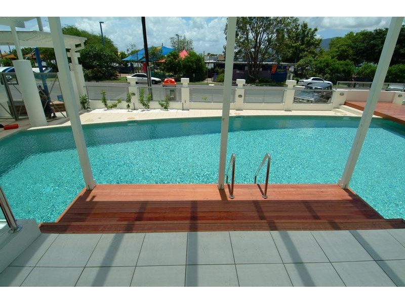 APT 4/144   ABBOTT STREET, Cairns City QLD 4870