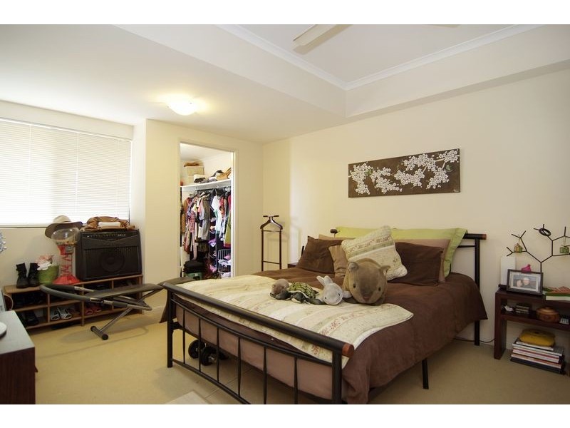 2-4  FAIRWEATHER ROAD, Redlynch QLD 4870