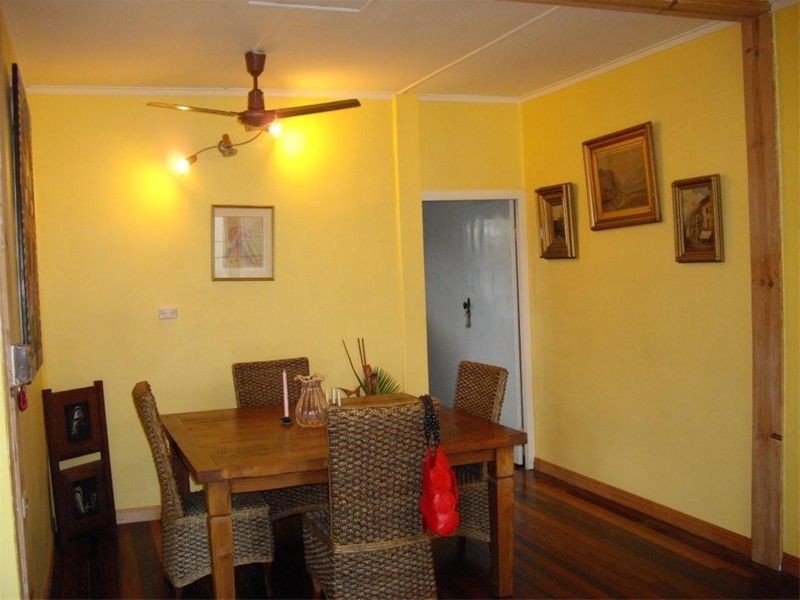 169  MCMANUS STREET, Whitfield QLD 4870