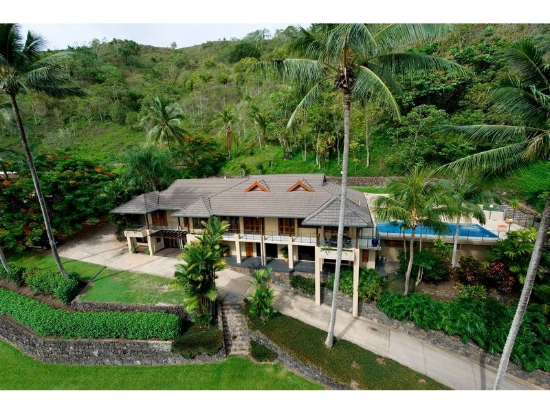 114 Hillview Cr, Whitfield QLD 4870