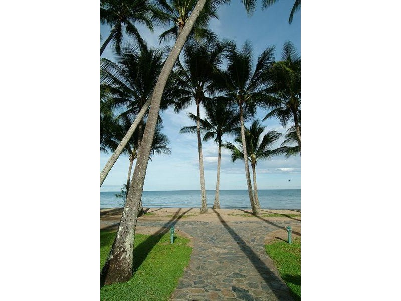 APT. 23 / 1  Veivers Road, Palm Cove QLD 4879
