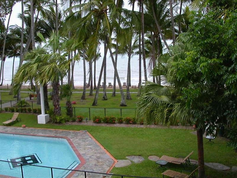 APT. 23 / 1  Veivers Road, Palm Cove QLD 4879