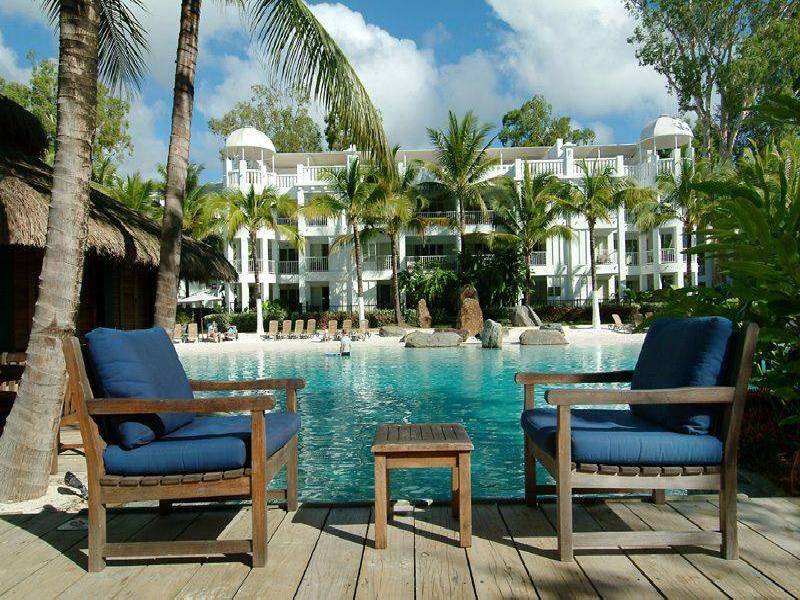 21 WILLIAMS ESPLANADE, Palm Cove QLD 4879