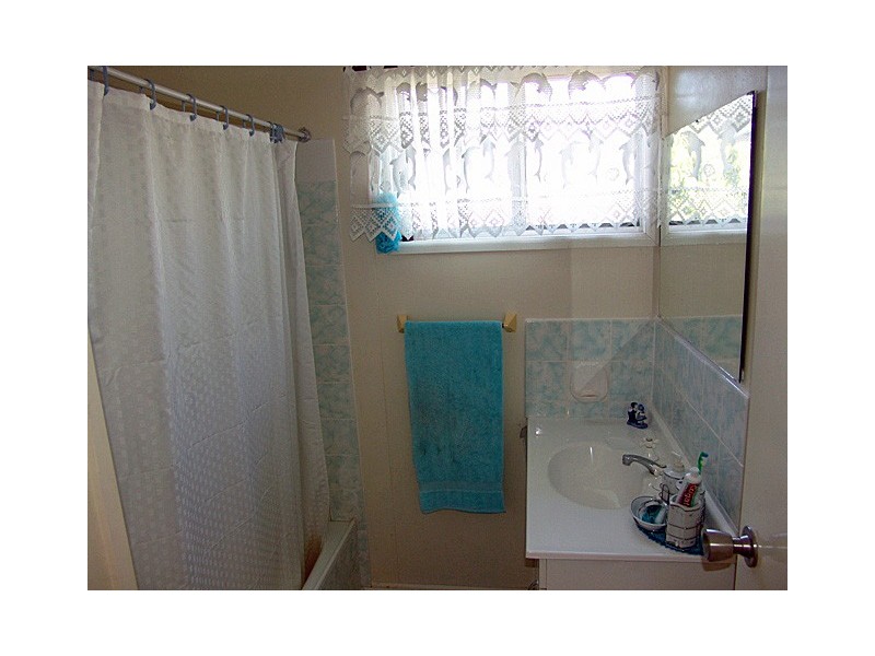 16  Vincent Road, Parkhurst QLD 4702