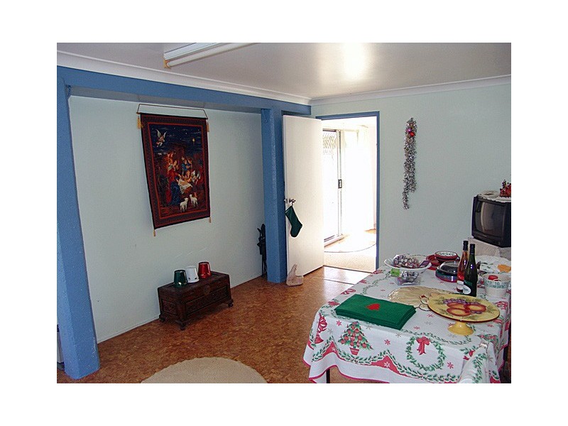 16  Vincent Road, Parkhurst QLD 4702
