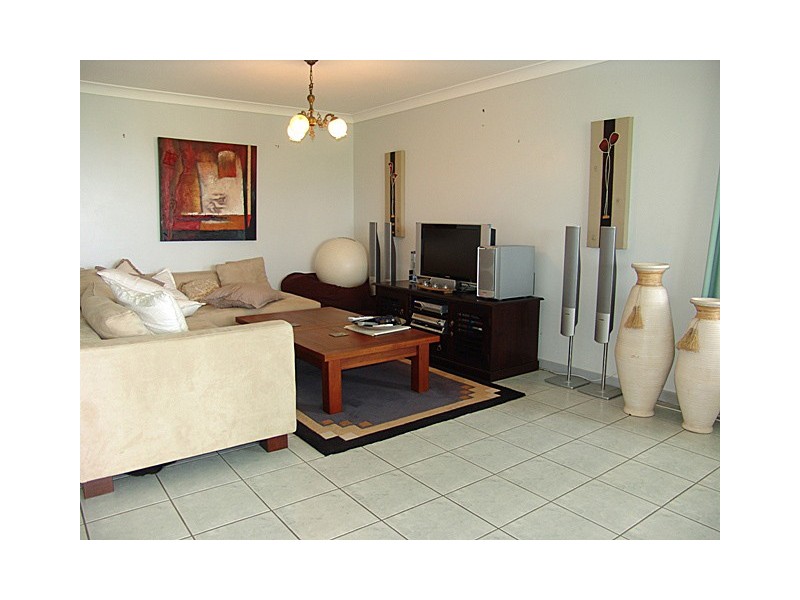 19 Ocean Parade, Cooee Bay QLD 4703