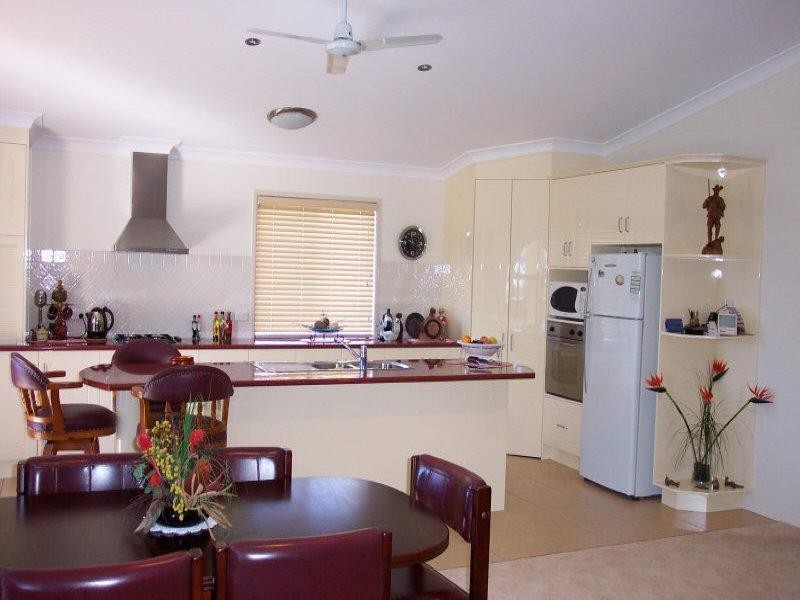 942 Scenic Highway, Kinka Beach, Yeppoon QLD 4703