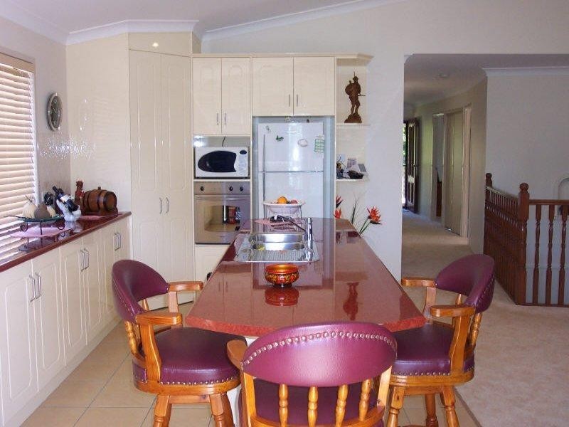 942 Scenic Highway, Kinka Beach, Yeppoon QLD 4703