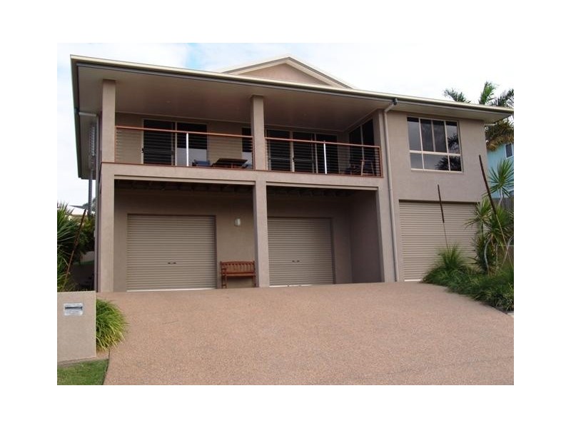 11 Pacific Drive, Pacific Heights, Yeppoon QLD 4703