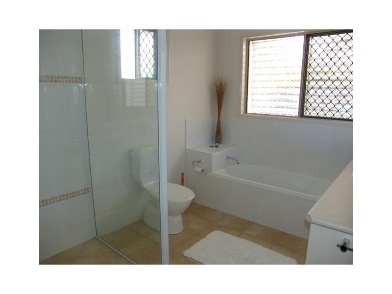 11 Pacific Drive, Pacific Heights, Yeppoon QLD 4703