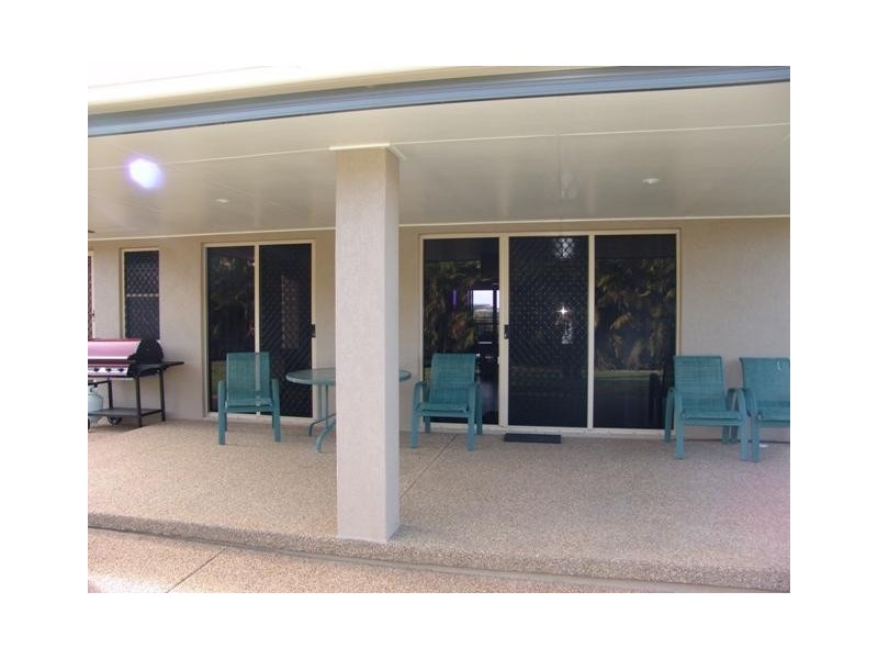 11 Pacific Drive, Pacific Heights, Yeppoon QLD 4703