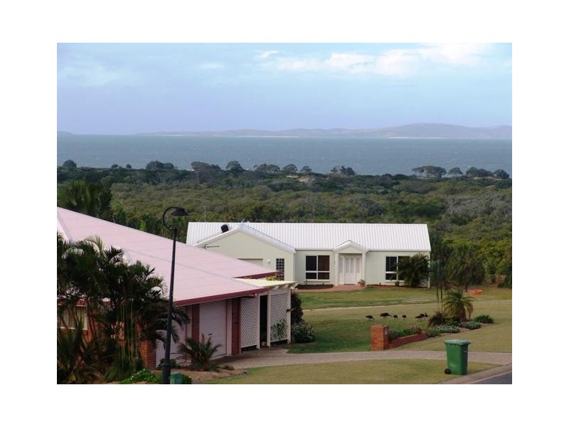 11 Pacific Drive, Pacific Heights, Yeppoon QLD 4703