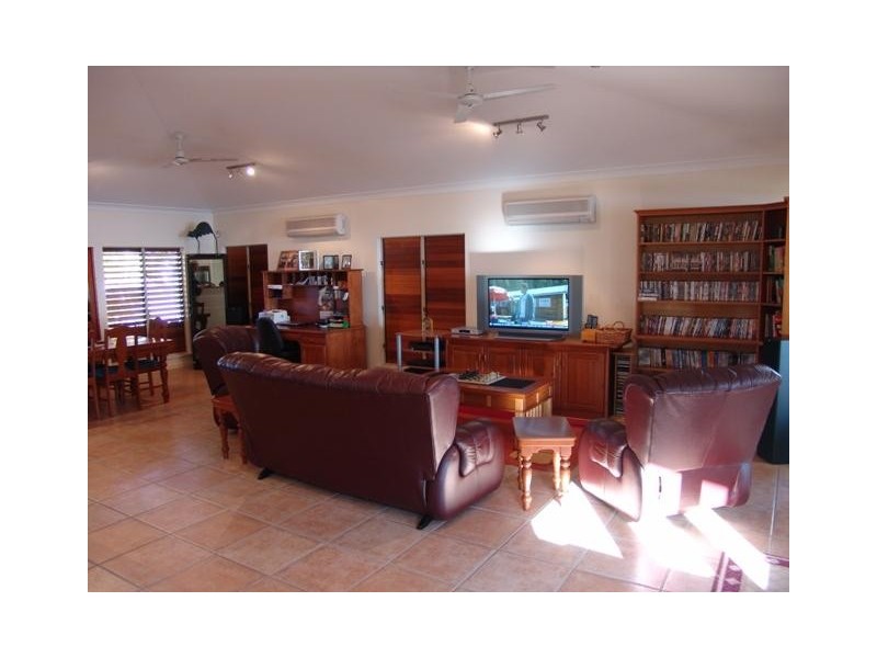 109  Kieth Williams Drive, Cardwell QLD 4849