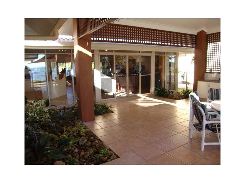 109  Kieth Williams Drive, Cardwell QLD 4849