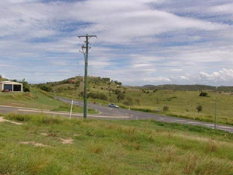 1  Haven Road, Emu Park QLD 4710