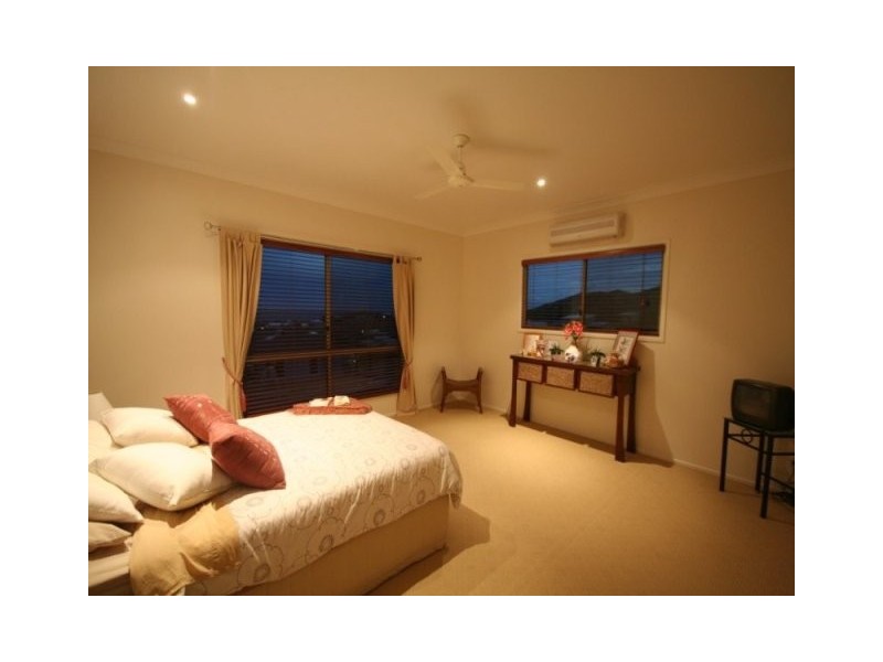 3  Pitcairn Court, Pacific Heights, Yeppoon QLD 4703