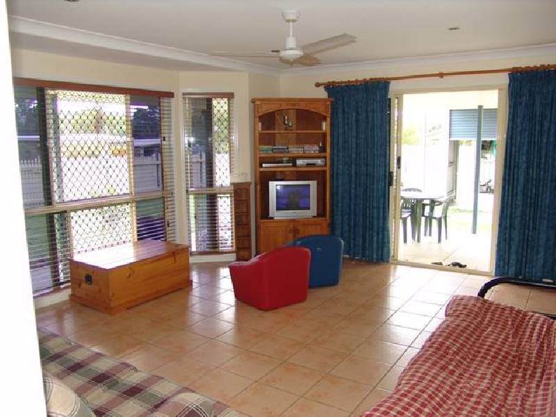 1 Guy Street, Yeppoon QLD 4703