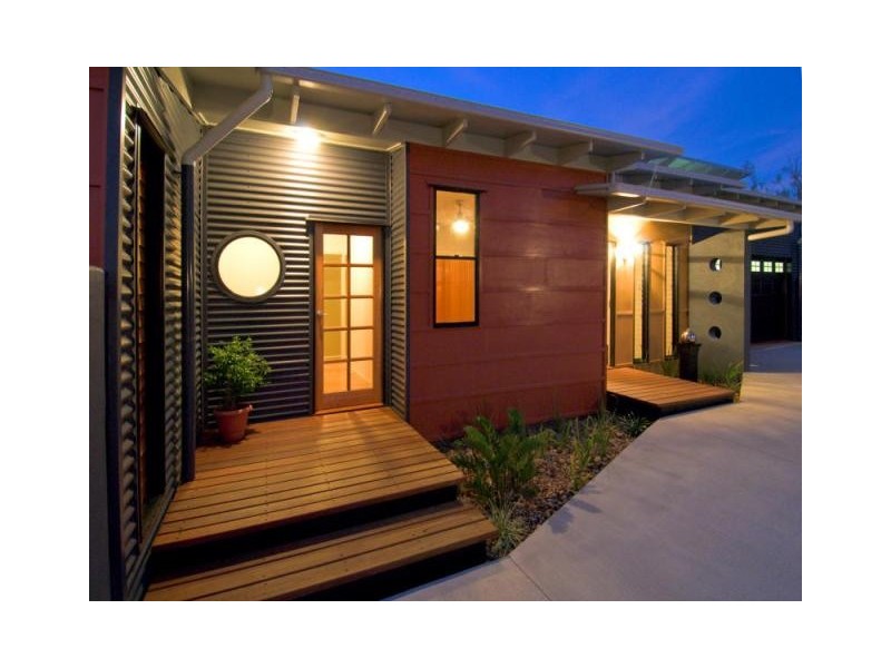 15  Banksia Place, Taranganba QLD 4703