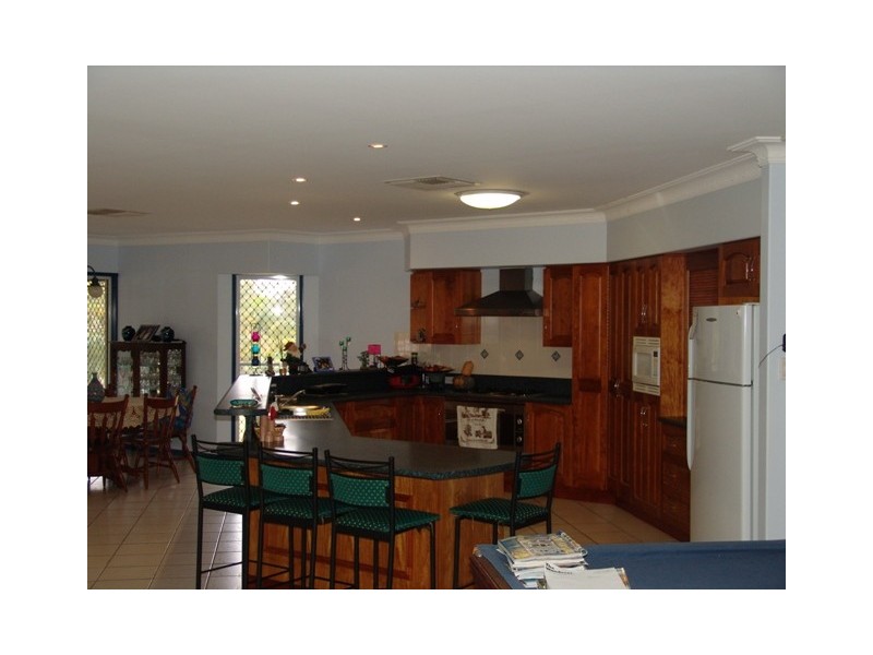 35  Racecourse Rd, Yeppoon QLD 4703