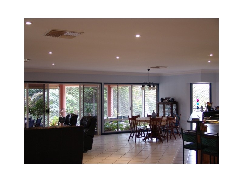 35  Racecourse Rd, Yeppoon QLD 4703