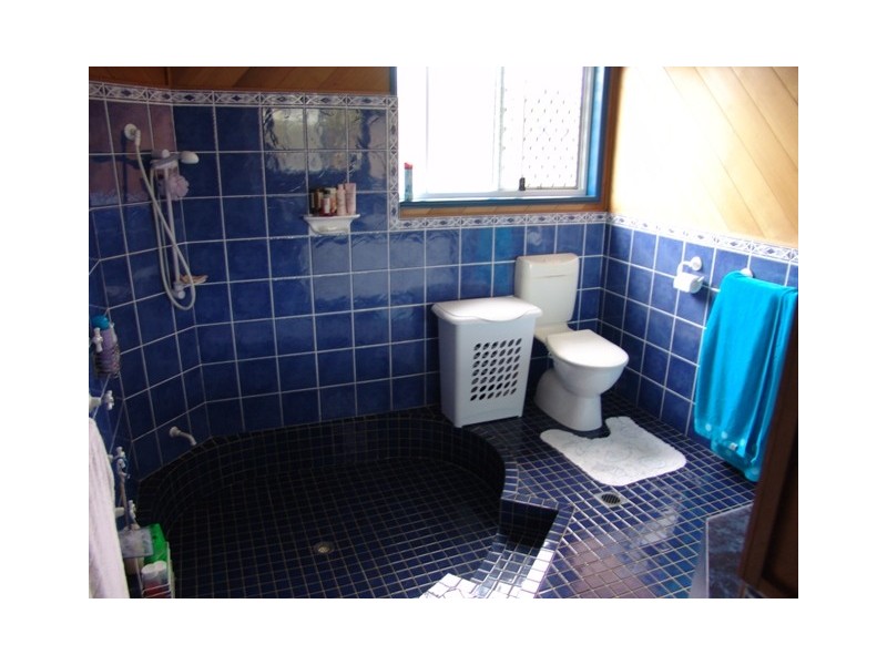 35  Racecourse Rd, Yeppoon QLD 4703