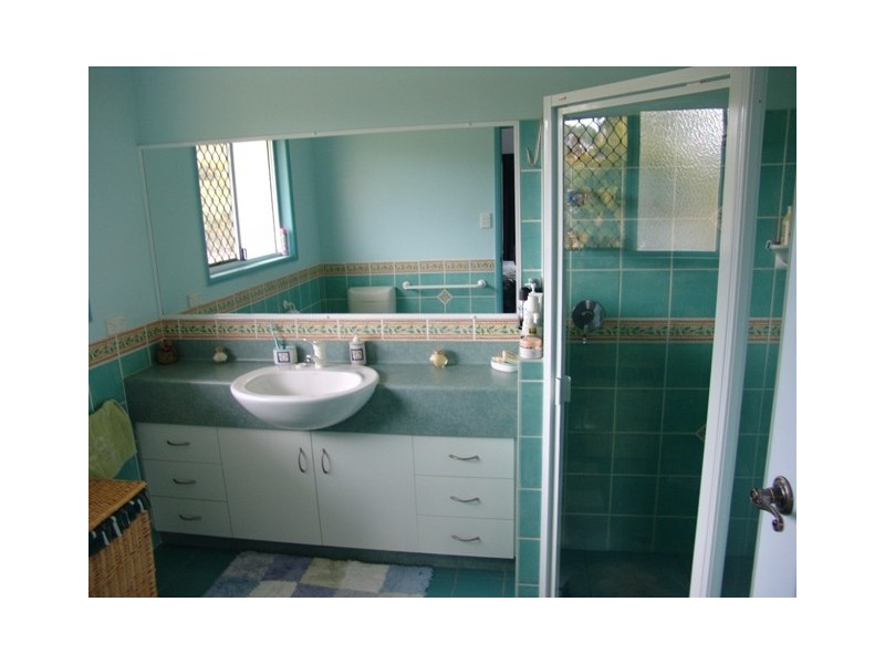 35  Racecourse Rd, Yeppoon QLD 4703