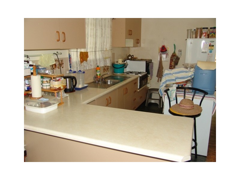 3 Shaw Ave, Seaview Hill, Yeppoon QLD 4703
