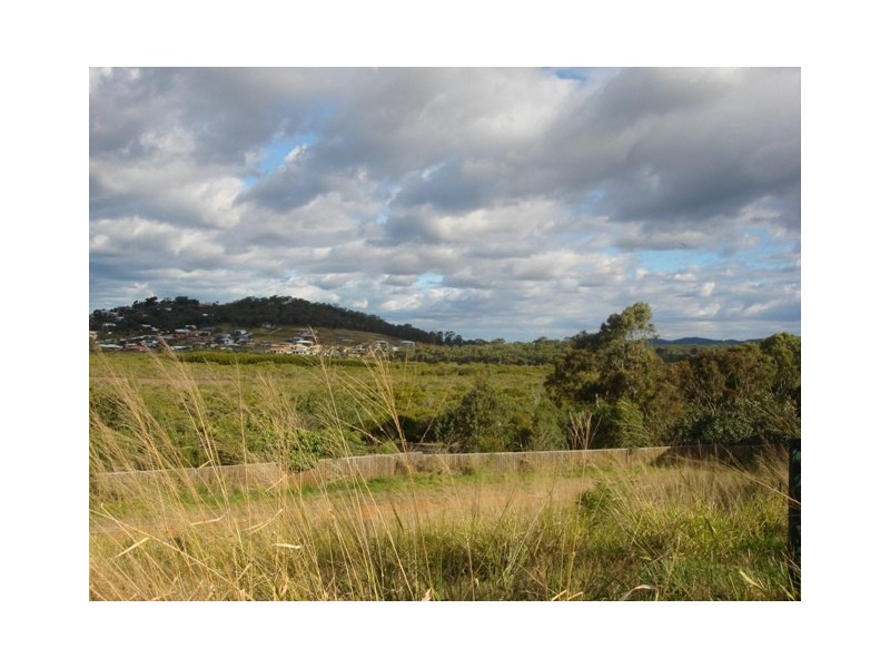 4  Grace Court, Seaview Hill, Yeppoon QLD 4703