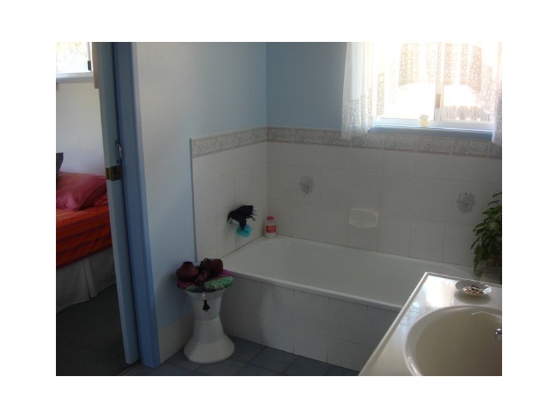7  Loch Ness Outlook, Taranganba, Yeppoon QLD 4703