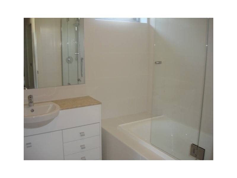 18  Harbour Heights, Rosslyn Bay, Yeppoon QLD 4703