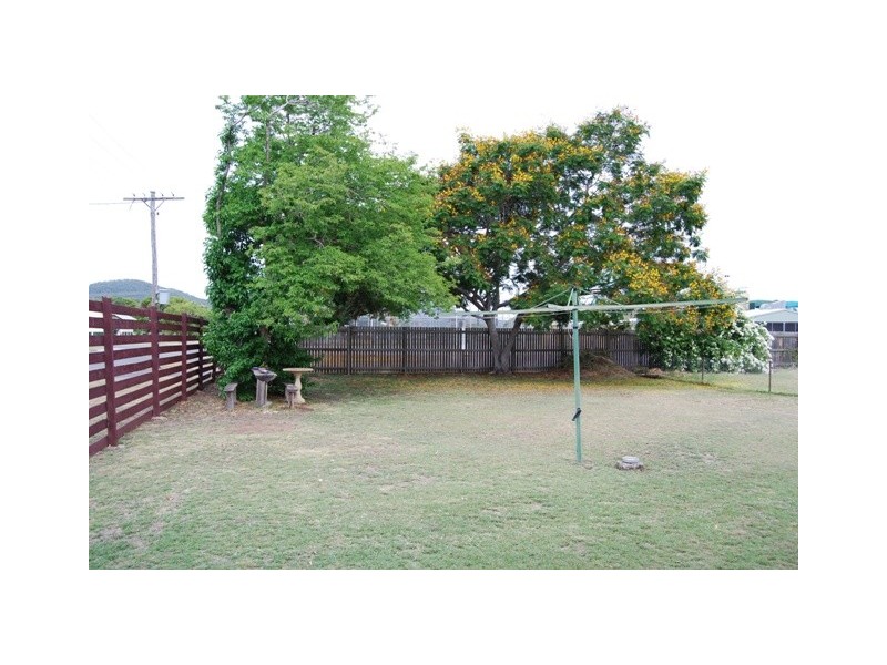 272  Eldon St, Berserker QLD 4701